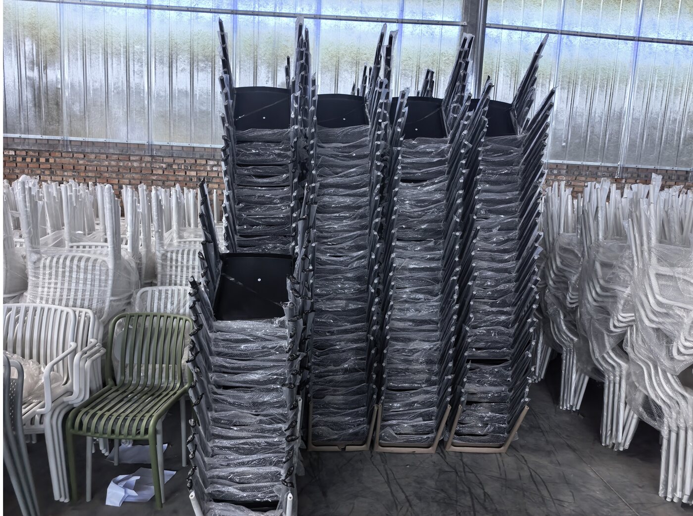 Tables & Chairs model 8